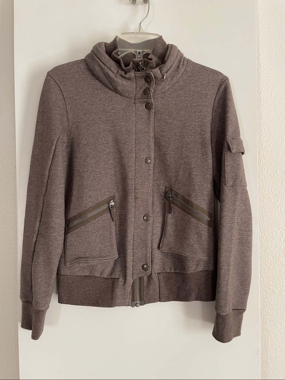 Reebok CrossFit Bomber Sweater Sweatshirt Zip Up Taupe NWOT